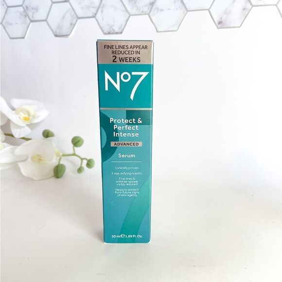 No7 Protect & Perfect Intense Advanced Serum - Picture 1 of 2